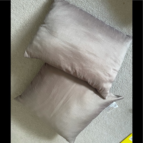 💰 throw pillows - Picture 5 of 7